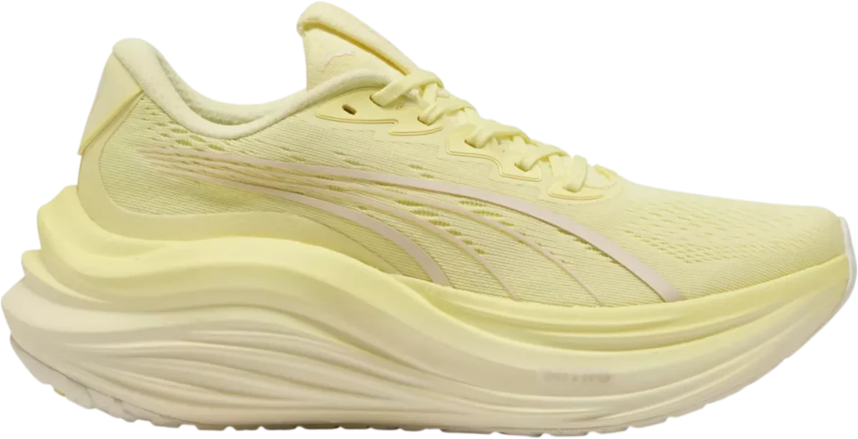 Puma MagMax Nitro hardloopschoen voor dames – Geel
