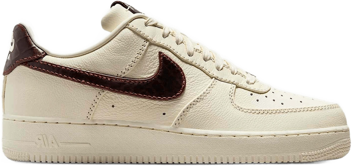 Nike Force 1 '07 hardloopschoen voor heren – Bruin