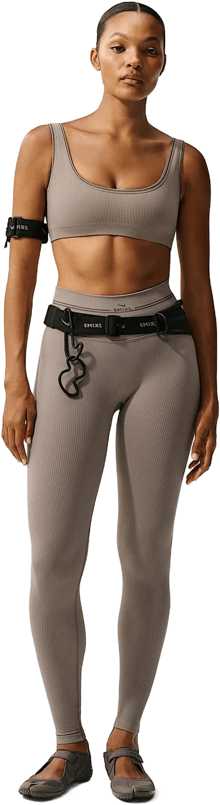 Nike NikeSKIMS Ribbed Seamless hardloopschoen voor dames – Bruin