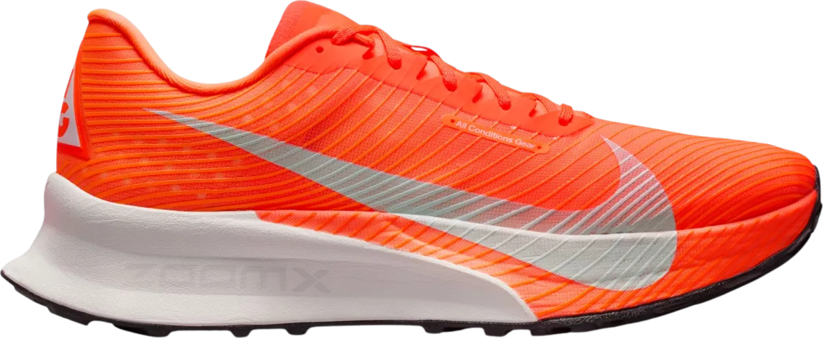 Nike ACG Ultrafly hardloopschoen voor heren – Oranje