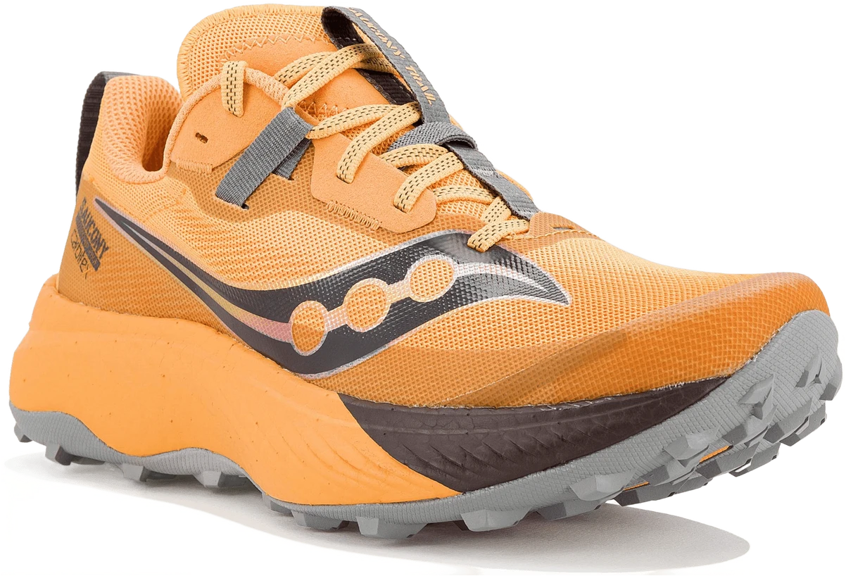 Saucony Endorphin Edge hardloopschoen voor dames – Oranje